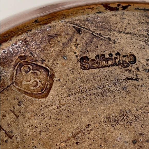 SELFRIDGE Signed Art Pottery Glazed Ceramic Bowl & Lid Side Handles Made Canada - Picture 11 of 17